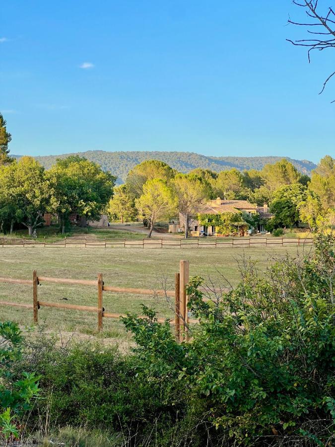 Charmant Appartement Independant Au Sein D'Un Mas Provencal โอปส์ ภายนอก รูปภาพ