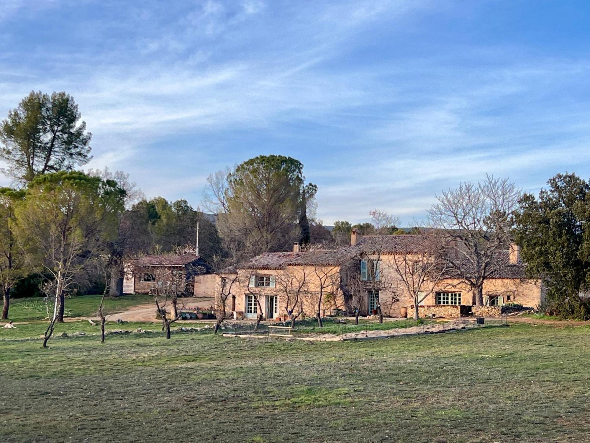 Charmant Appartement Independant Au Sein D'Un Mas Provencal โอปส์ ภายนอก รูปภาพ